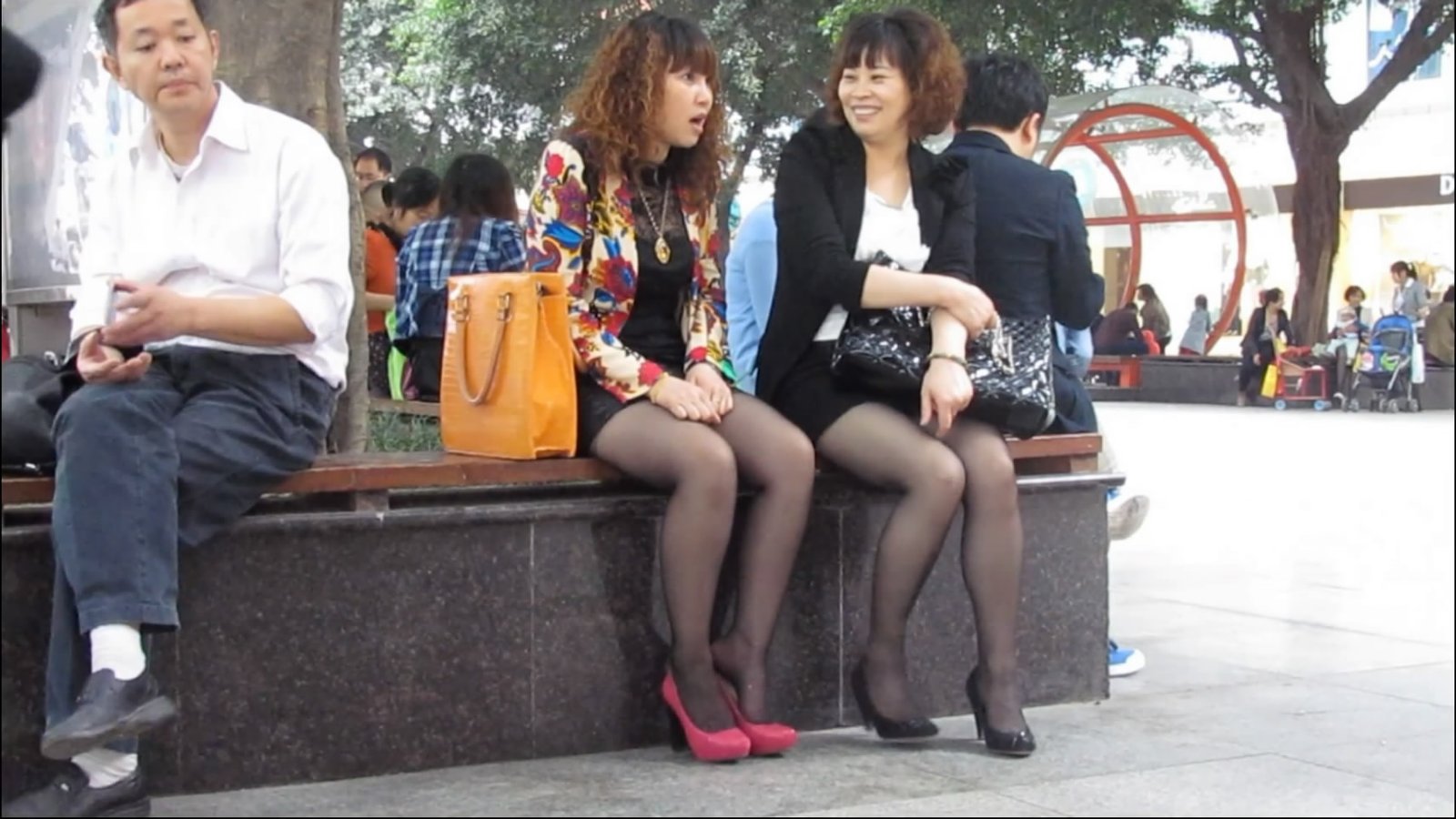 streetsnapshoep[00 01 02][20181209 210700 9]